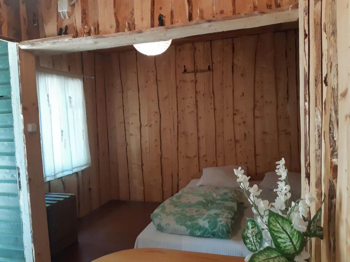 Asmonu Poilsiaviete Villa Kinty Bagian luar foto