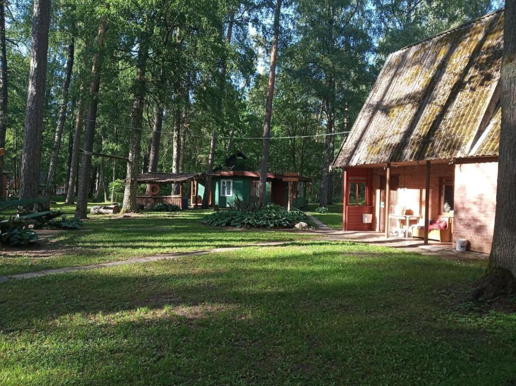 Asmonu Poilsiaviete Villa Kinty Bagian luar foto